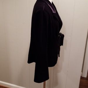 16Velvet Stretch Crop Jckt Belll Sleeves Silk Tie